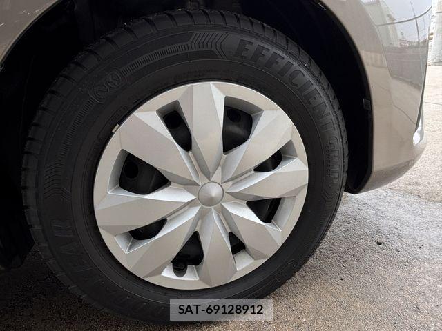 Toyota VITZ 2018-12 3390345-29