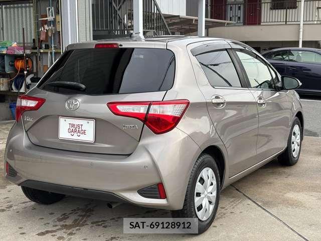Toyota VITZ 2018-12 3390345-8