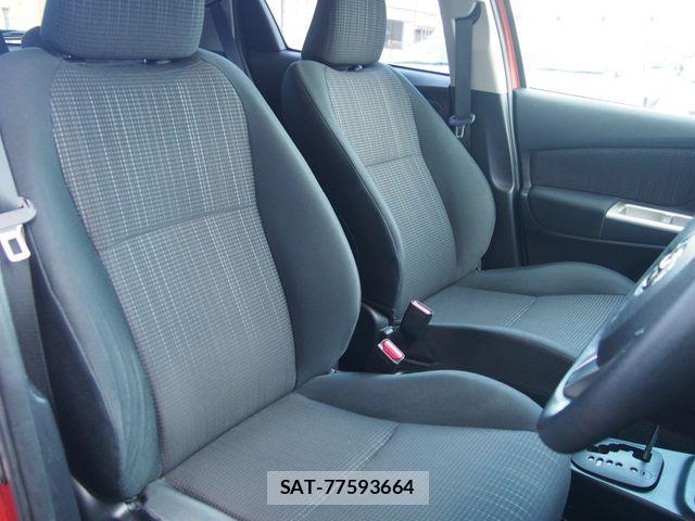 Toyota VITZ 2015-09 3390370-4