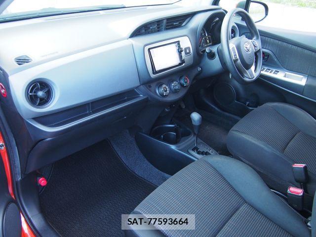 Toyota VITZ 2015-09 3390370-5