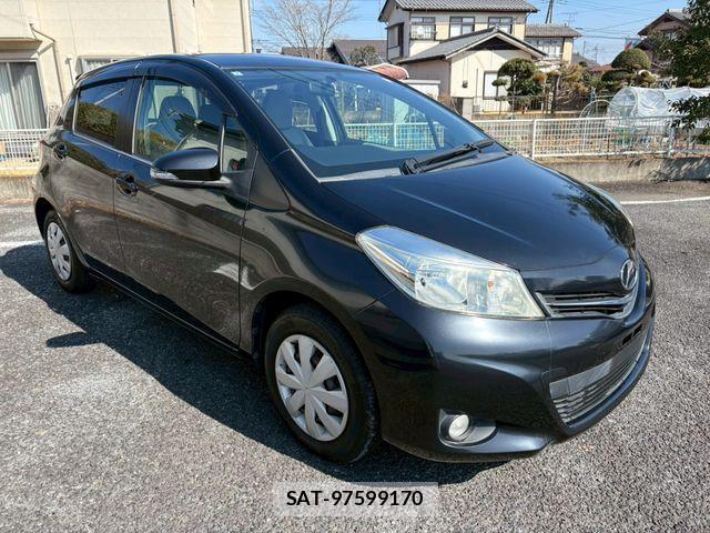 Toyota VITZ 2011-07 3779359-3