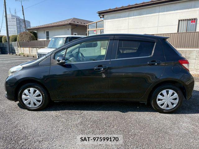Toyota VITZ 2011-07 3779359-8
