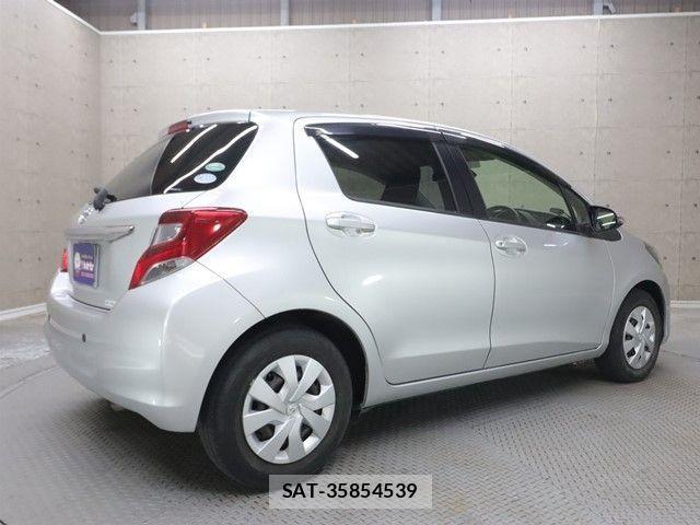 Toyota VITZ 2015-07 4051122-1