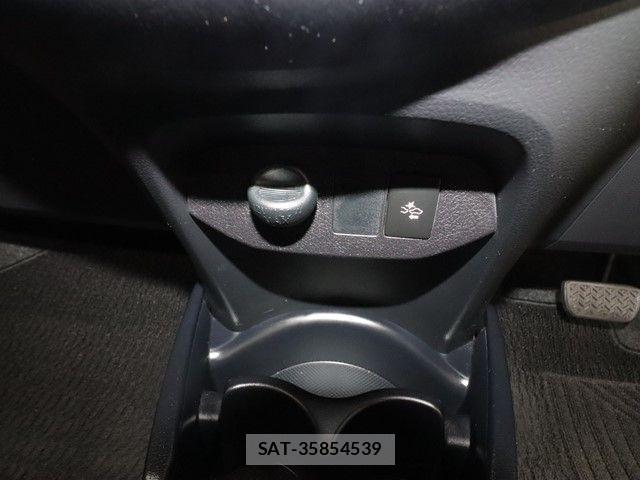 Toyota VITZ 2015-07 4051122-22