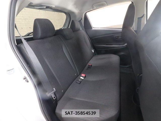 Toyota VITZ 2015-07 4051122-4