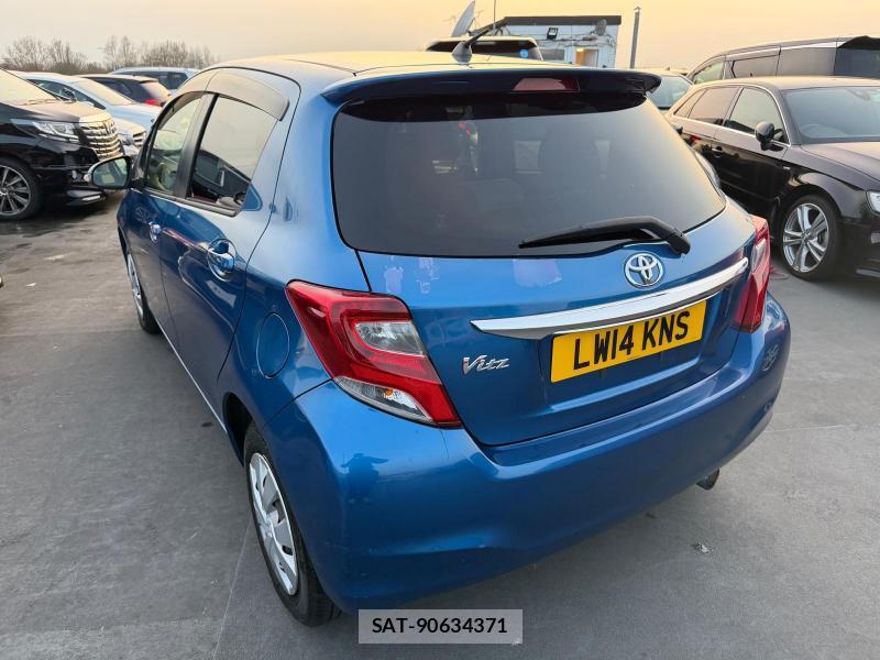 Toyota VITZ 2014-05 1320523-17