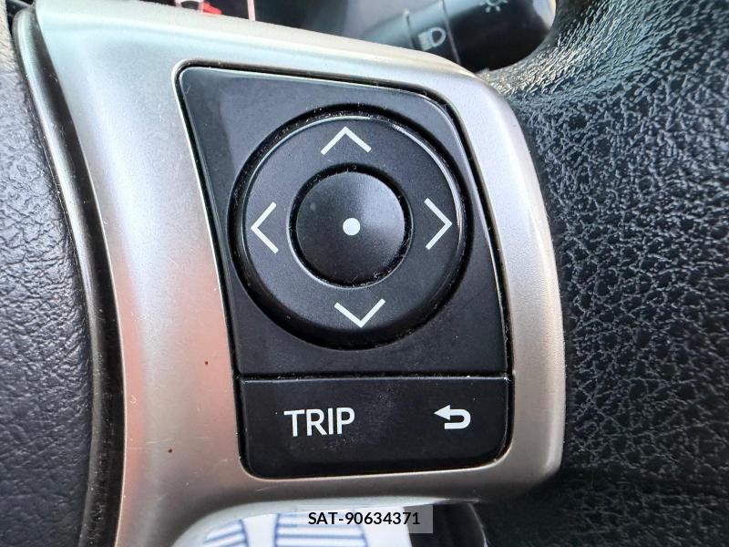 Toyota VITZ 2014-05 1320523-29