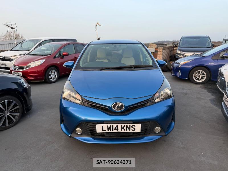 Toyota VITZ 2014-05 1320523-3