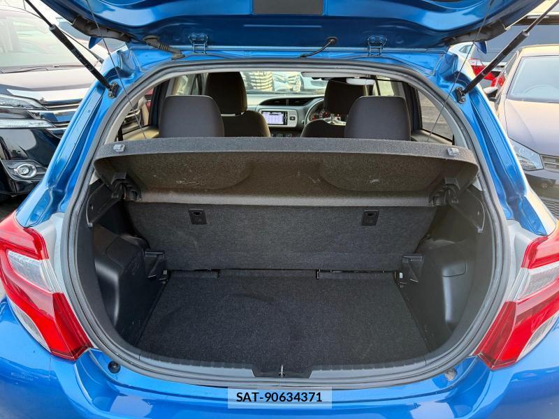 Toyota VITZ 2014-05 1320523-44