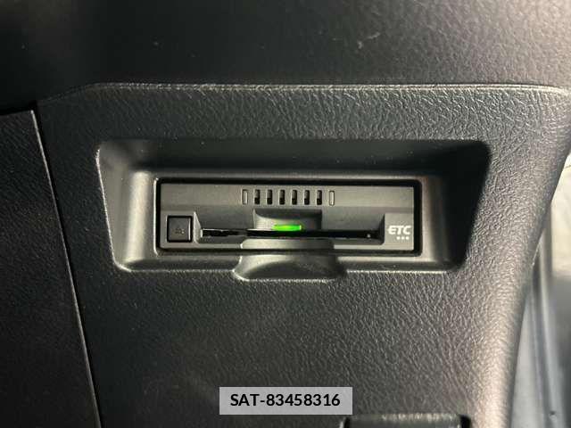 Toyota VITZ 2017-03 4373431-14