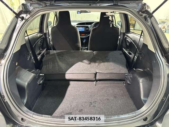 Toyota VITZ 2017-03 4373431-21