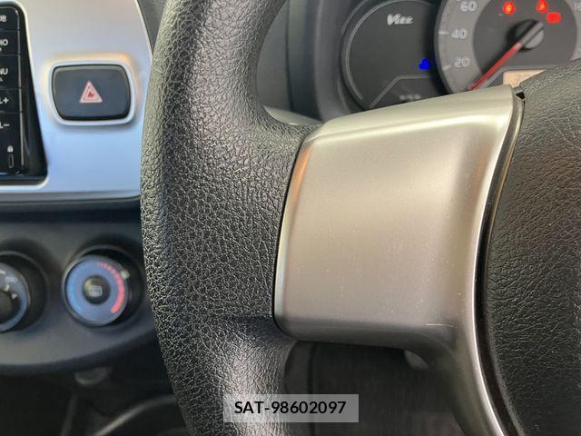 Toyota VITZ 2016-07 4395684-24