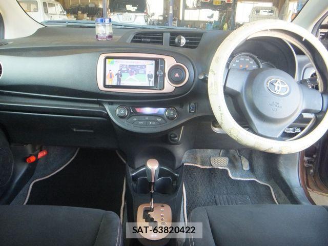 Toyota VITZ 2014-01 4603973-19