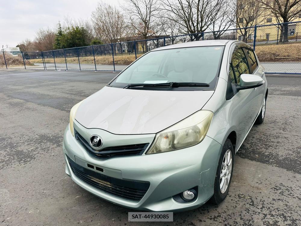 Toyota VITZ 2011 3926110-0