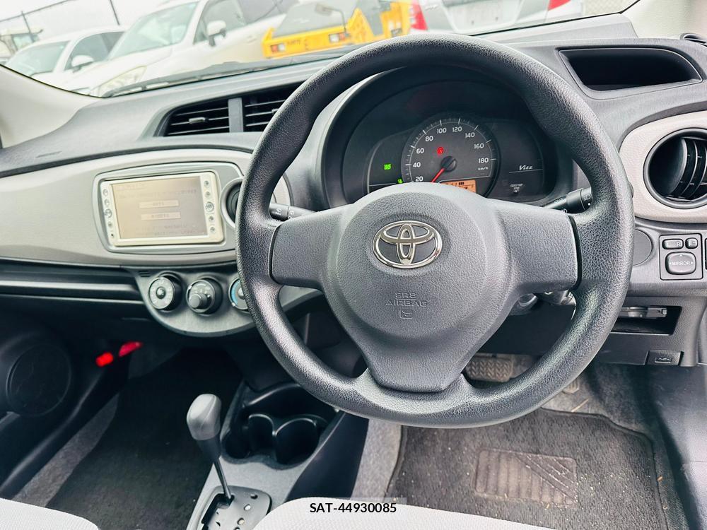 Toyota VITZ 2011 3926110-14