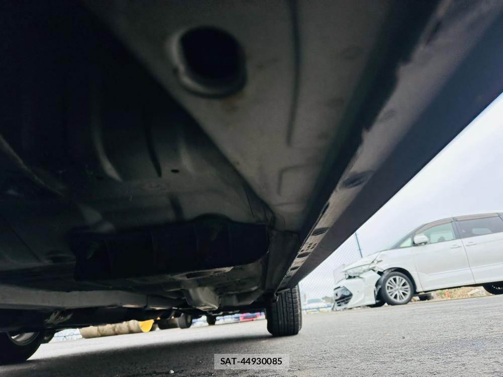 Toyota VITZ 2011 3926110-38