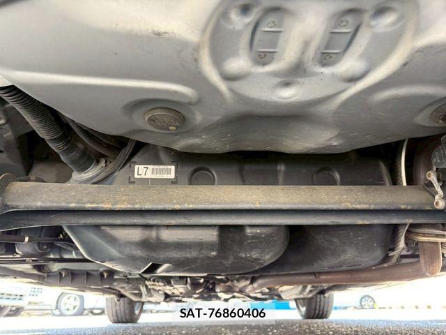 Toyota VITZ 2012-11 4992907-27
