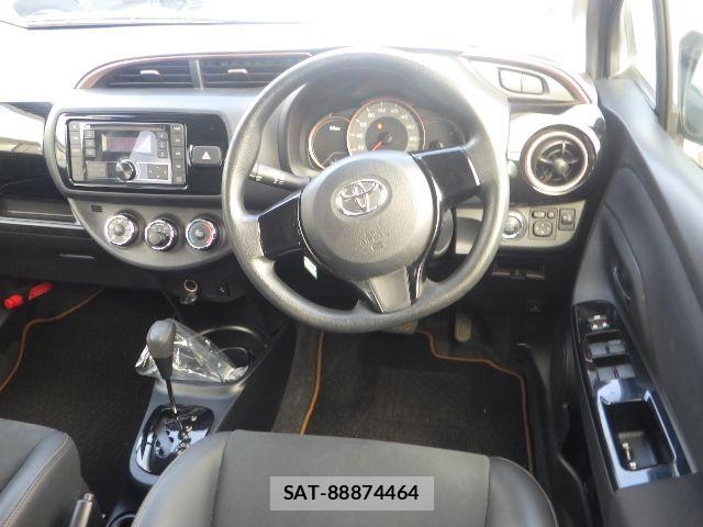 Toyota VITZ 2018-07 5882092-5
