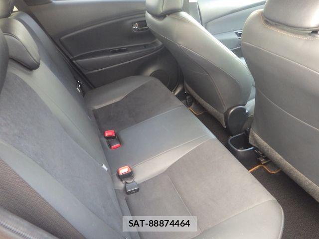 Toyota VITZ 2018-07 5882092-8