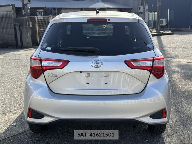 Toyota VITZ 2020-01 5882082-3