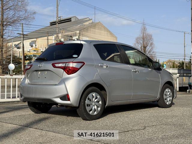 Toyota VITZ 2020-01 5882082-4