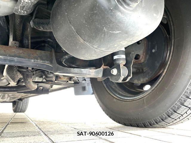 Toyota VITZ 2018-04 5882078-19