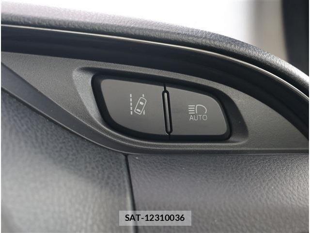 Toyota VITZ 2017-06 5882099-10