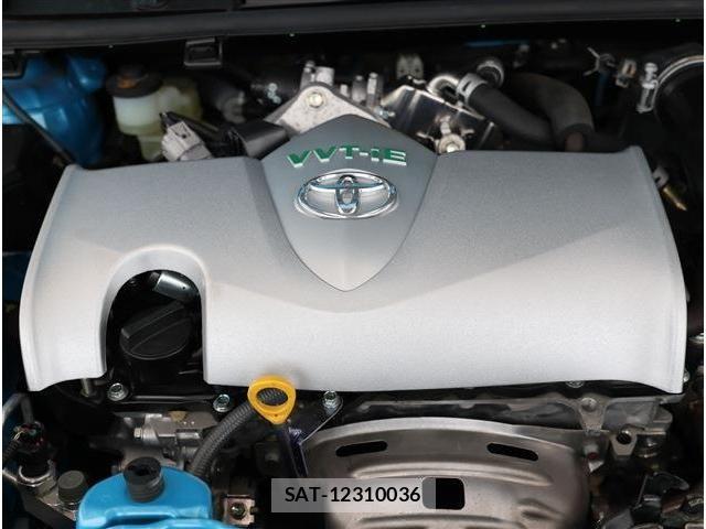 Toyota VITZ 2017-06 5882099-18