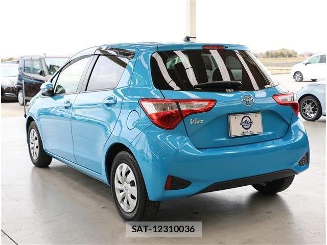 Toyota VITZ 2017-06 5882099-22