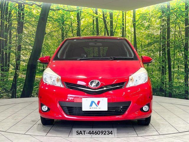 Toyota VITZ 2013-06 6022374-13