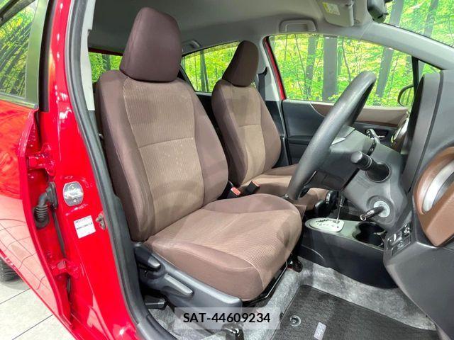 Toyota VITZ 2013-06 6022374-7