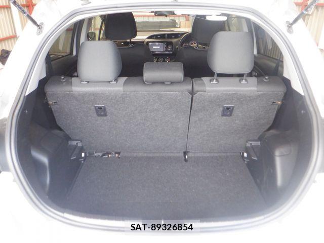 Toyota VITZ 2019-04 6022336-12