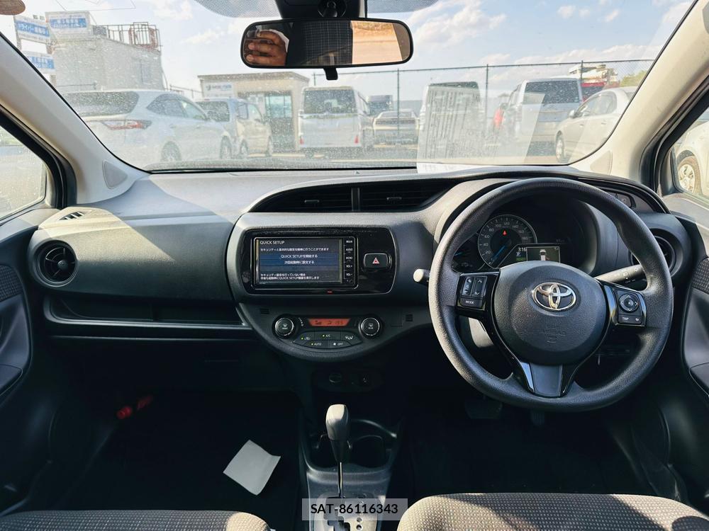 Toyota VITZ 2019 5852478-12