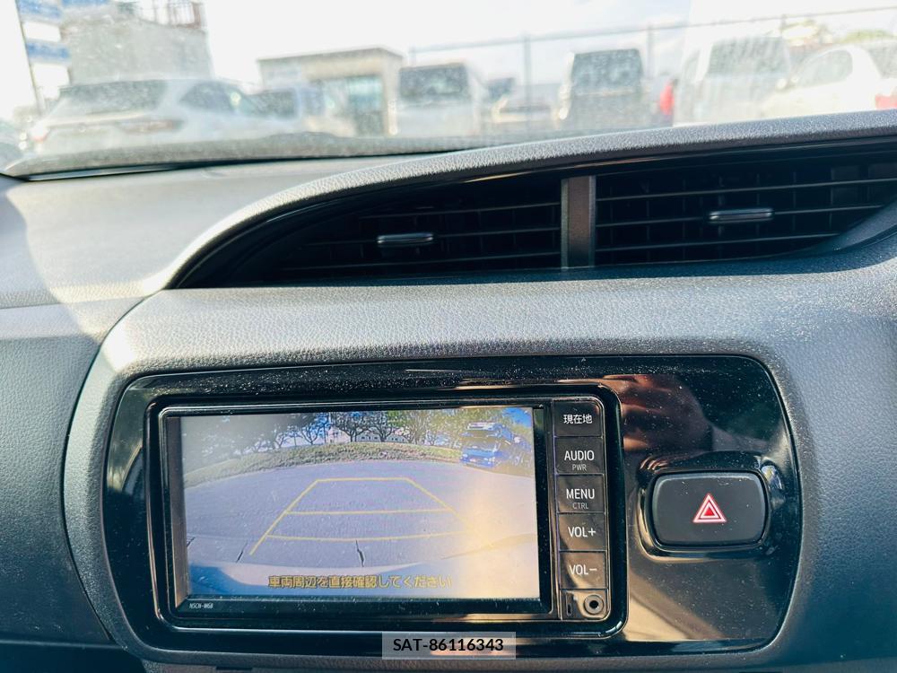 Toyota VITZ 2019 5852478-18