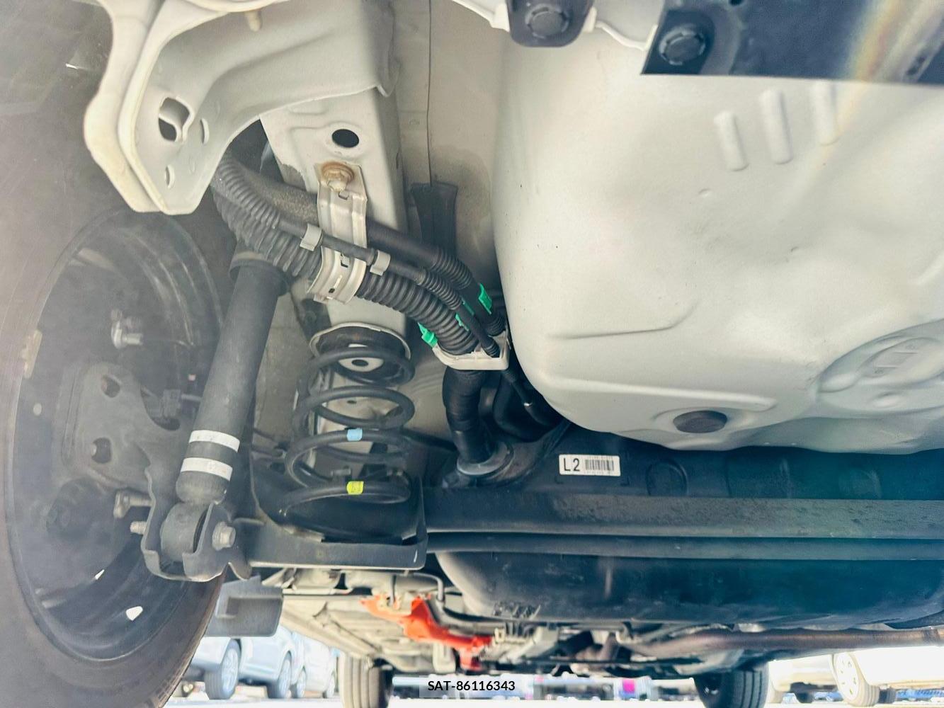 Toyota VITZ 2019 5852478-36