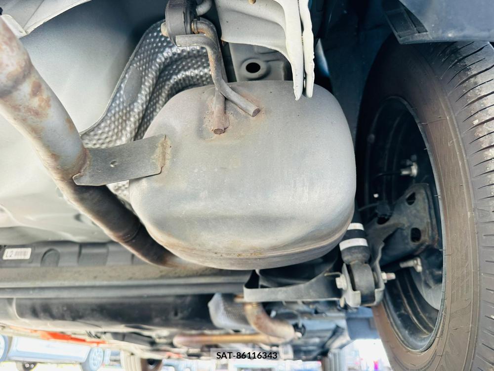 Toyota VITZ 2019 5852478-37