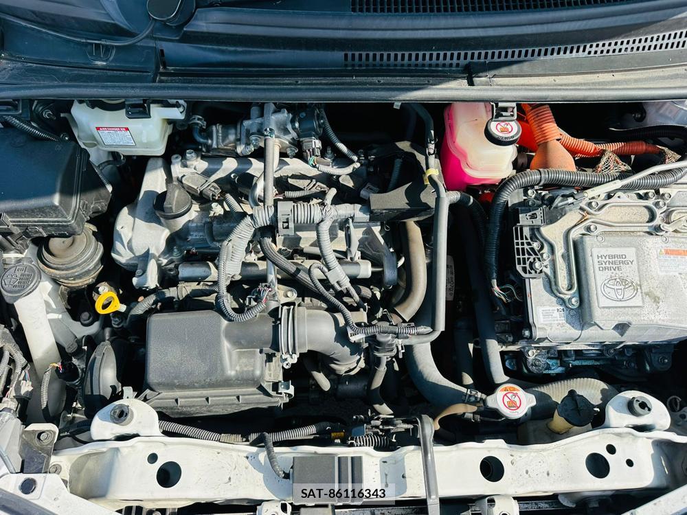 Toyota VITZ 2019 5852478-39