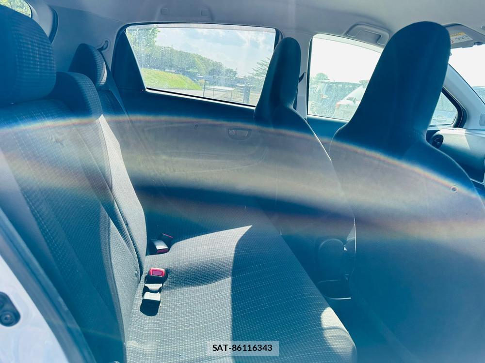 Toyota VITZ 2019 5852478-8