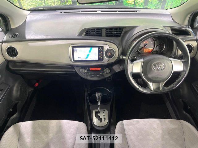 Toyota VITZ 2012-03 6220911-1