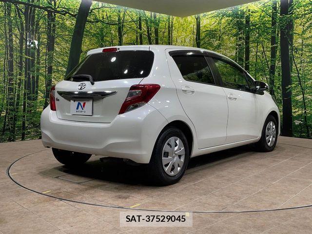 Toyota VITZ 2015-04 6220903-16