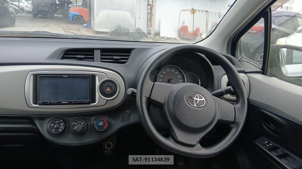 Toyota VITZ 2014 1346434-13