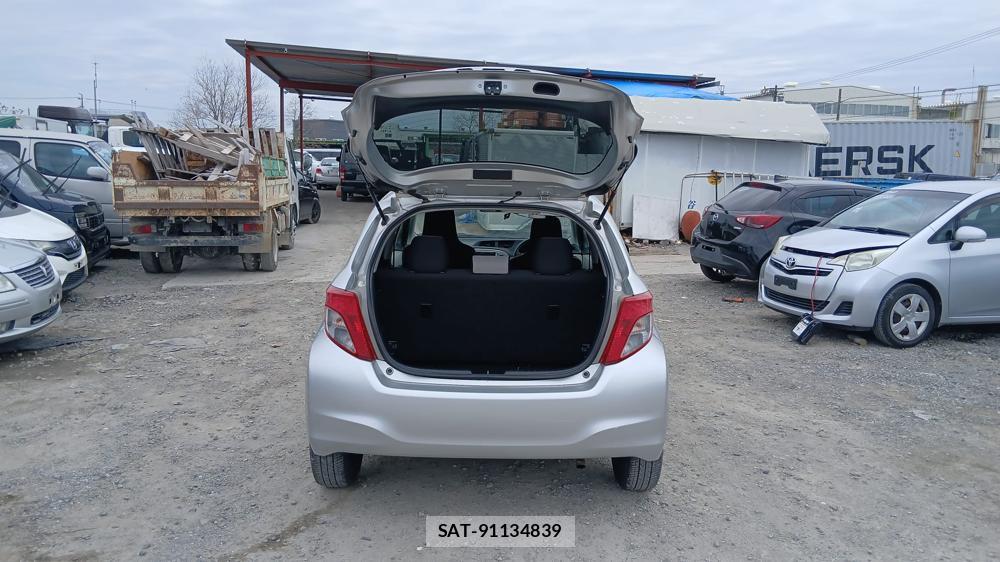 Toyota VITZ 2014 1346434-25