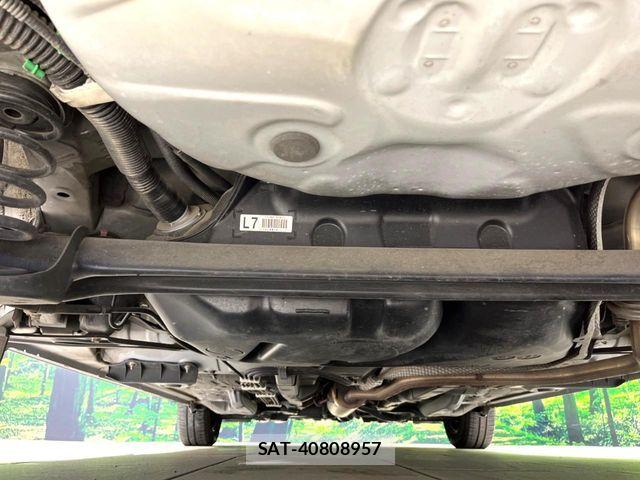 Toyota VITZ 2013-10 6674052-18
