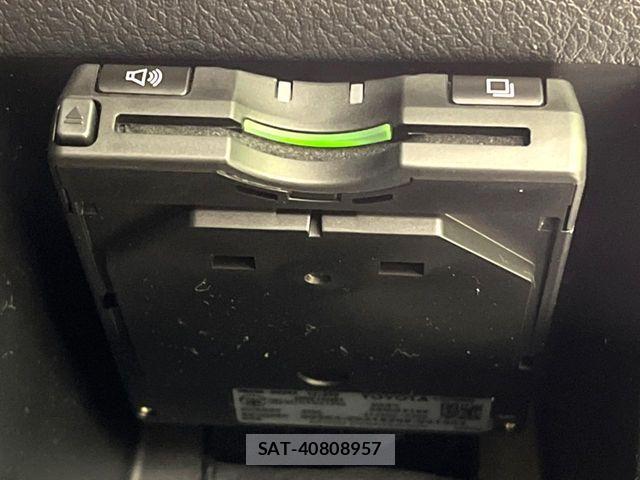 Toyota VITZ 2013-10 6674052-3