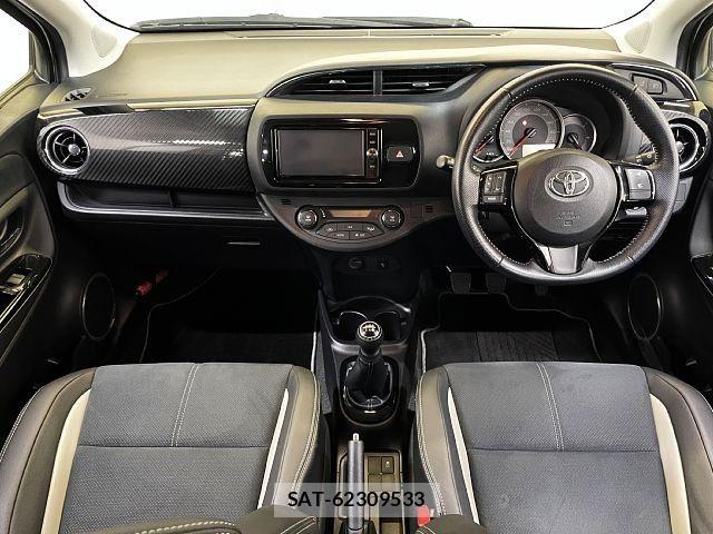 Toyota VITZ 2018-01 6674049-1