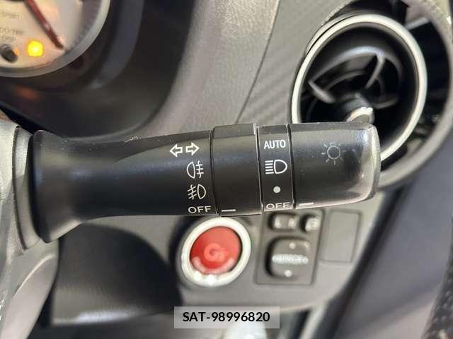 Toyota VITZ 2016-05 6674050-11