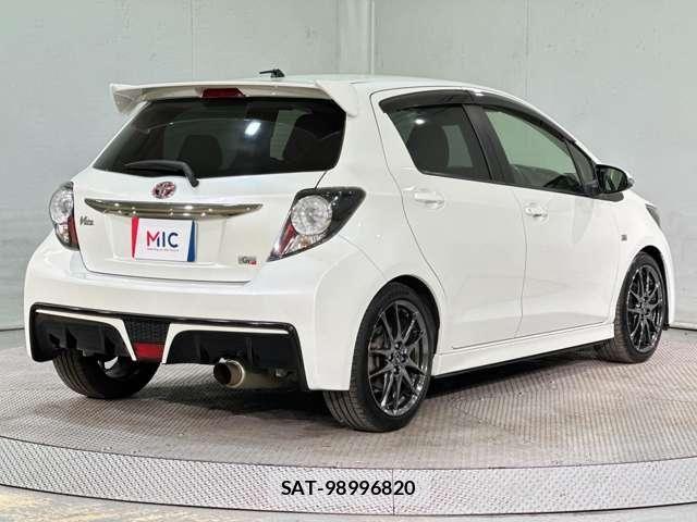 Toyota VITZ 2016-05 6674050-4