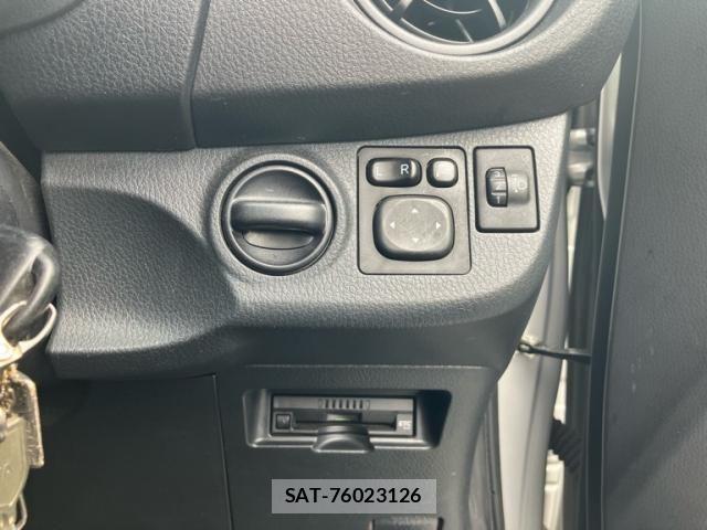 Toyota VITZ 2019-12 6678639-10