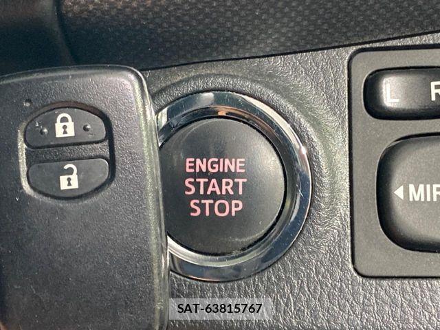 Toyota VITZ 2017-02 6678640-7