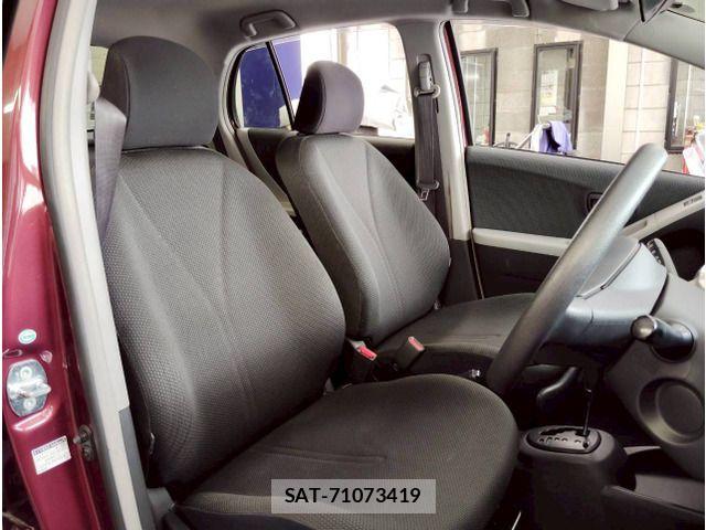 Toyota VITZ 2010-02 6753782-16